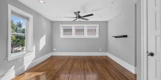 21 E REDMAN Avenue Gallery 44