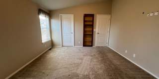 Beautiful Newer Home Gallery 1