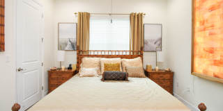 ** 2 BED-2 BATH ** FIRST FLOOR ** LUXURY COTTAGE IN THE ISLES OF COLLIER PRESERVE NAPLES FLORIDA ** SEASONAL ** Gallery 33