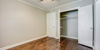 Freshly Updated 3 Bedroom House Gallery 15