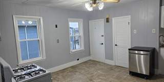 11 Shamrock Street Gallery 10