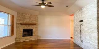 Beautiful single-story home on a corner lot in New Braunfels! Gallery 6