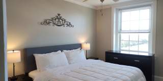 402 North Main Street Gallery 33