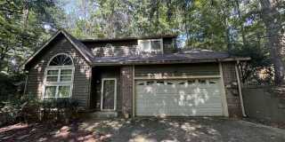 Spacious 3-Bedroom Home with Gas Fireplace & Attached 2-Car Garage Gallery 1