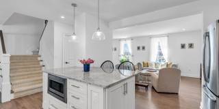 15 Russel Avenue Gallery 8