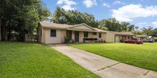 3808 Appletree Lane Gallery 1