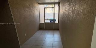 7664 NW 182nd Ter Gallery 10