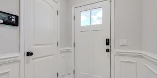Spacious 3BR End Unit with Modern Finishes Gallery 29