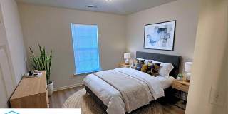 5 East Byfield Drive Gallery 12