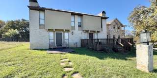 Updated 2-Story Townhouse in Horseshoe Bay – 2 Bed, 2.5 Bath, Covered Parking! Gallery 1