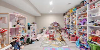 911 RIVA RIDGE DR Gallery 31