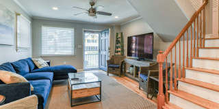 6 1/2 Embury Avenue Gallery 7