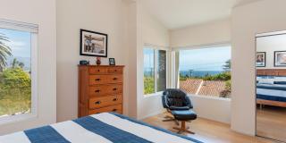 Fully Furnished Vacation Rental on the Mesa with Ocean Views! (Available 6/5/26- 11/30/26) Gallery 25