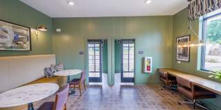 Classic City Flats | Luxury Apartments Gallery 22