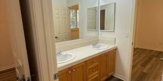 4 bed, 3 1/2 bath beautiful home Wood Ranch home Gallery 16