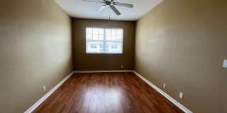 Lovely Townhome in Gate Community! Gallery 15