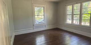 Spacious 2 Bedroom Home Gallery 6