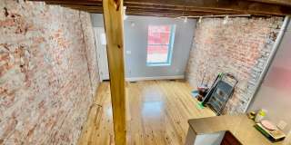 2027 Watts Street Gallery 8