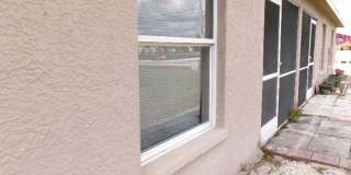 ONE MONTH FREE RENT!! SW Cape 3/2/1 Duplex Avail Now Gallery 3