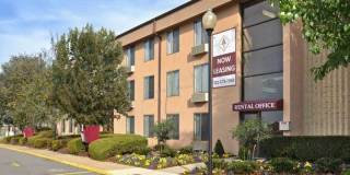 Premier Village Apartments Gallery 29