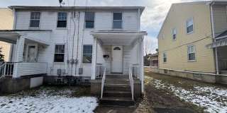 618 Farnsworth Ave. Clairton, PA 15025 2 bed/1 bath Gallery 1
