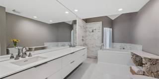 2443 Windsor Way Court Gallery 24