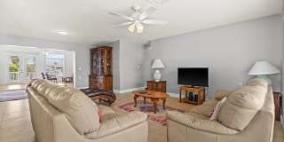 Stunning Waterfront Home - Treasure Island! 3bed| 2bath Gallery 10