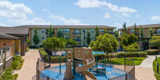 The Artisan Gallery 24