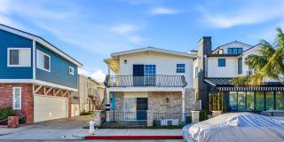 Prime Peninsula Living – 2BR/2BA Walk to Everything Gallery 1