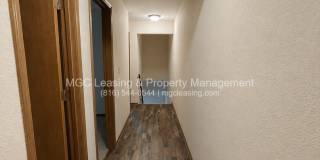 3557-3563 NE Independence Cir Gallery 9