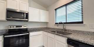 2894 WINDSOR LAKES Way Gallery 24