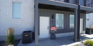 2925 S Highway 89 Ste 5 Gallery 1