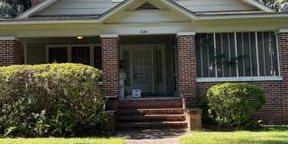 Beautiful downtown quad. 1 and 2 bed units available now. Pets allowed. Gallery 78