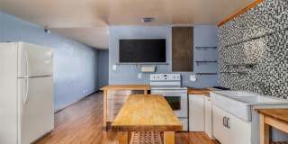 South Side Ranch with CENTRAL AIR Gallery 7