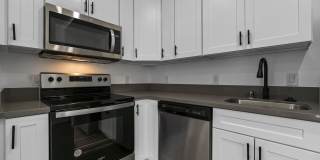 600 Olive Gallery 16