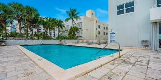 465 Ocean Dr Gallery 13