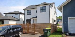 Beautiful, Custom-Built Lochlyn Hill Home Gallery 38