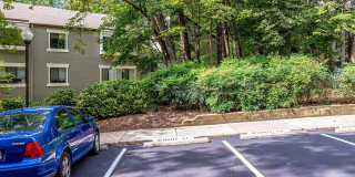 2210 SPRINGWOOD Drive Gallery 4