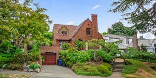 4208 51st Ave NE 4208 51st Ave NE Gallery 1