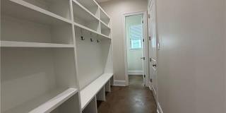 118 BERGER Street Gallery 12