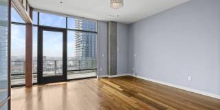 1100 S Hope St Gallery 25