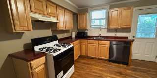 167 Front Street Gallery 11