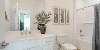 River Rock at Dallas - 55+ Active Adult Rental Homes Gallery 20