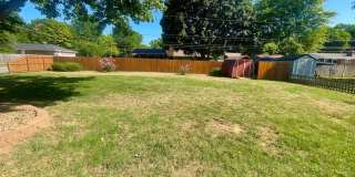 Beautiful 4 bedroom home completely remodeled in great location and school district! Gallery 35