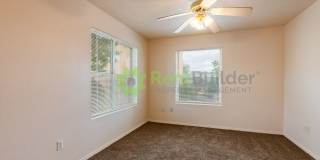 NEWLY UPGRADED CARPET, PAINT AND WINDOW BLINDS Gallery 18