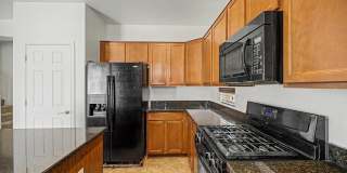 15102 W WESTVIEW Drive Gallery 14