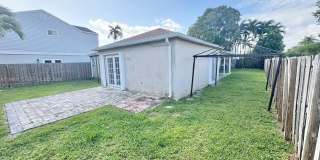 12695 SW 144th Ter Gallery 33