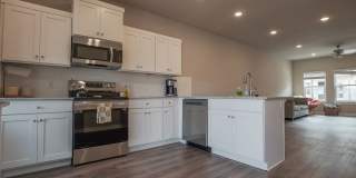 2 bedroom 2.5 bath home located in Fayetteville, AR Gallery 4