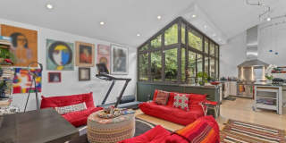 354 14th St Gallery 31