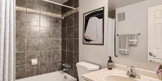 Fox Hill Apartments Gallery 6